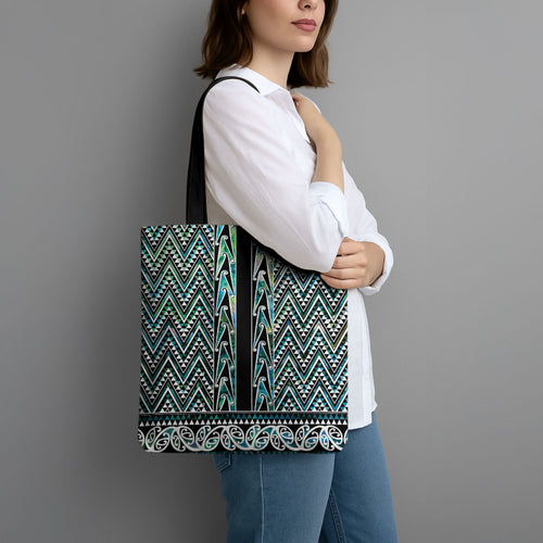 New Zealand Maori Niho Taniwha Tote Bag Papua Shell - Mangopare Puhoro Pattern