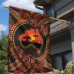 Lizard and Australia Map Garden Flag Aboriginal Dot Painting