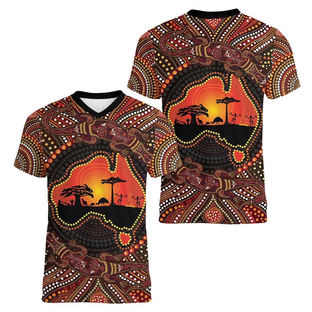 Lizard and Australia Map Women V-Neck T-Shirt Aboriginal Dot Painting