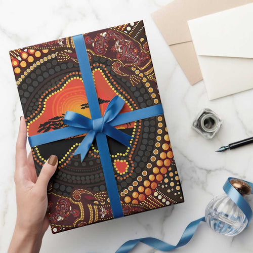 Lizard and Australia Map Wrapping Paper Aboriginal Dot Painting - Aussie Hoodie