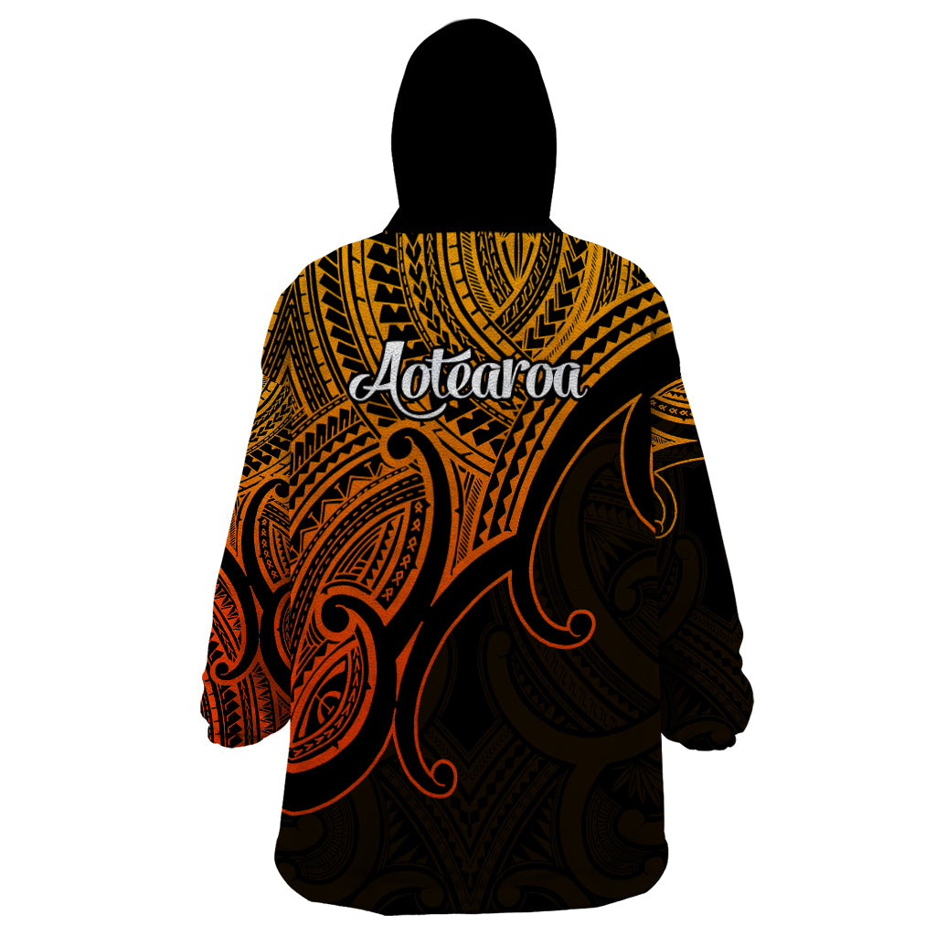 aotearoa-maori-koru-wearable-blanket-hoodie-polynesian-pacific-tribal-gold
