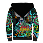 magpies-football-aboriginal-art-sherpa-hoodie-naidoc-indigenous-tribal