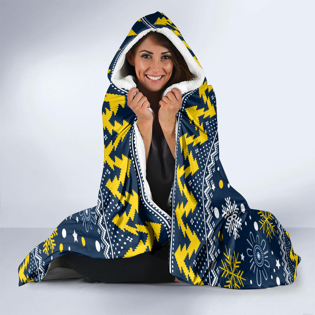 cowboys-rugby-hooded-blanket-born-tough-bred-proud-christmas-vibe-2023