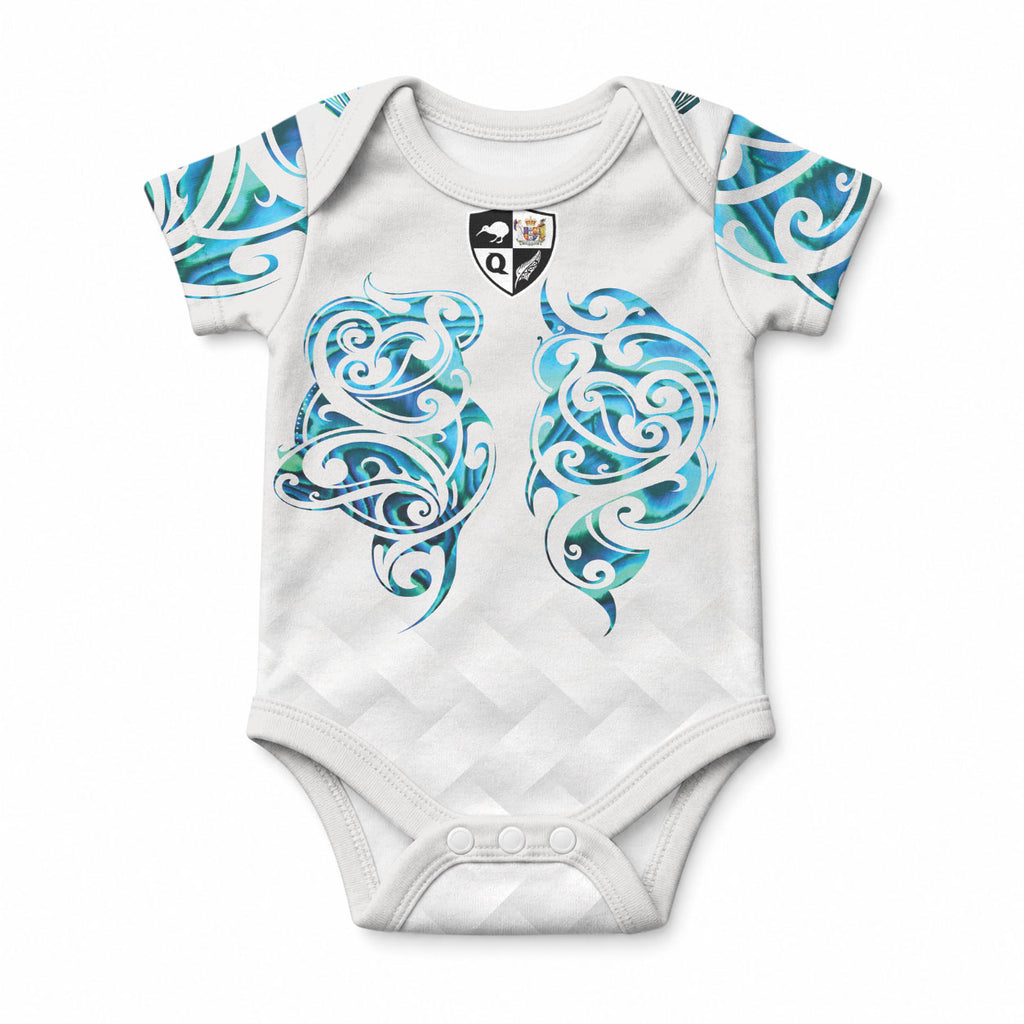 Queensland Maori Kiwi Personalised Baby Onesie Ma Kakariki Papua Shell Maori Tribal Tattoo