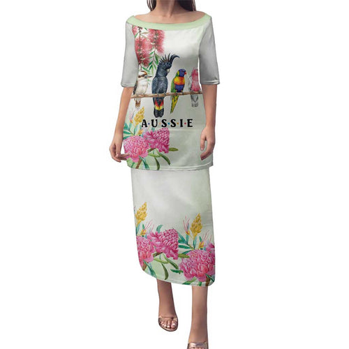 Australian Native Bird Family Matching Puletasi and Hawaiian Shirt Kookaburra Cockatoo Rainbow Lorikeet Galah Flowers - Aussie Hoodie