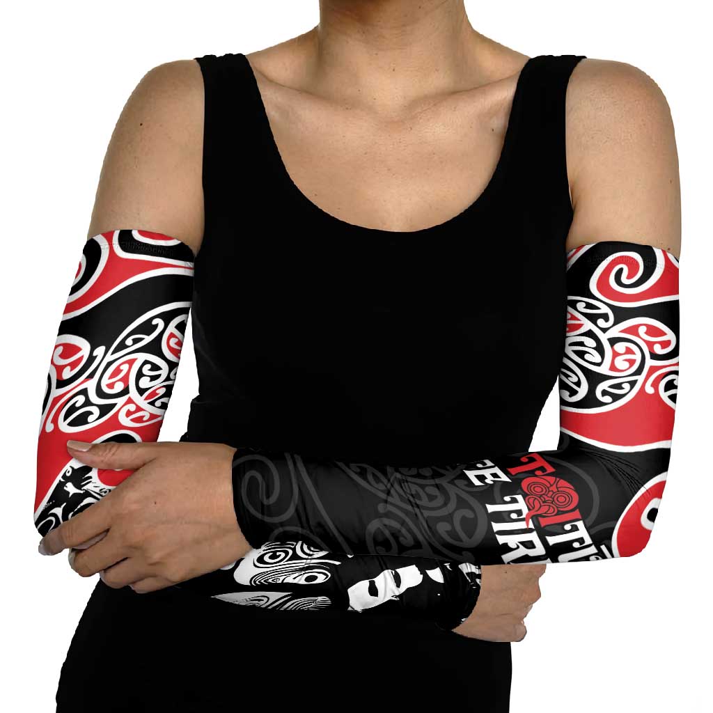 Aotearoa Toitu Te Tiriti Arm Sleeves New Zealand Stand Together Stand Stronger - Aussie Hoodie