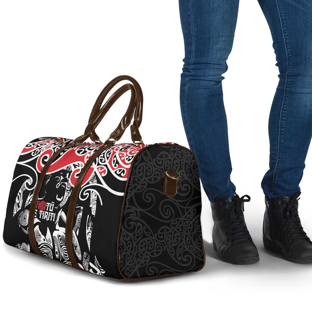 Aotearoa Toitu Te Tiriti Travel Bag New Zealand Stand Together Stand Stronger - Aussie Hoodie