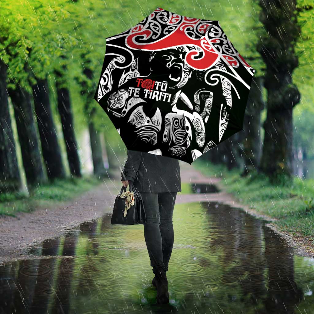 Aotearoa Toitu Te Tiriti Umbrella New Zealand Stand Together Stand Stronger - Aussie Hoodie