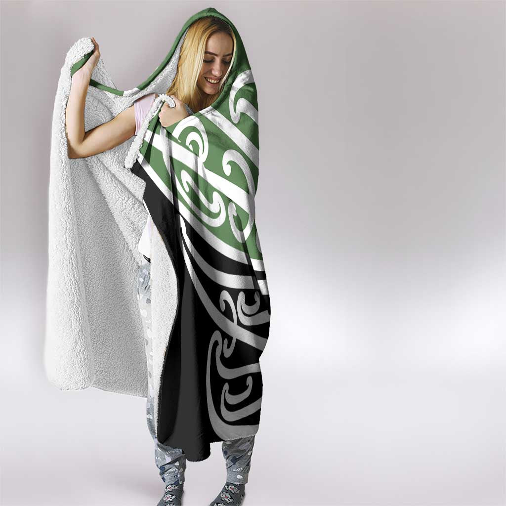 Green Fern New Zealand Kowhai Ngutukak Hooded Blanket - Aussie Hoodie