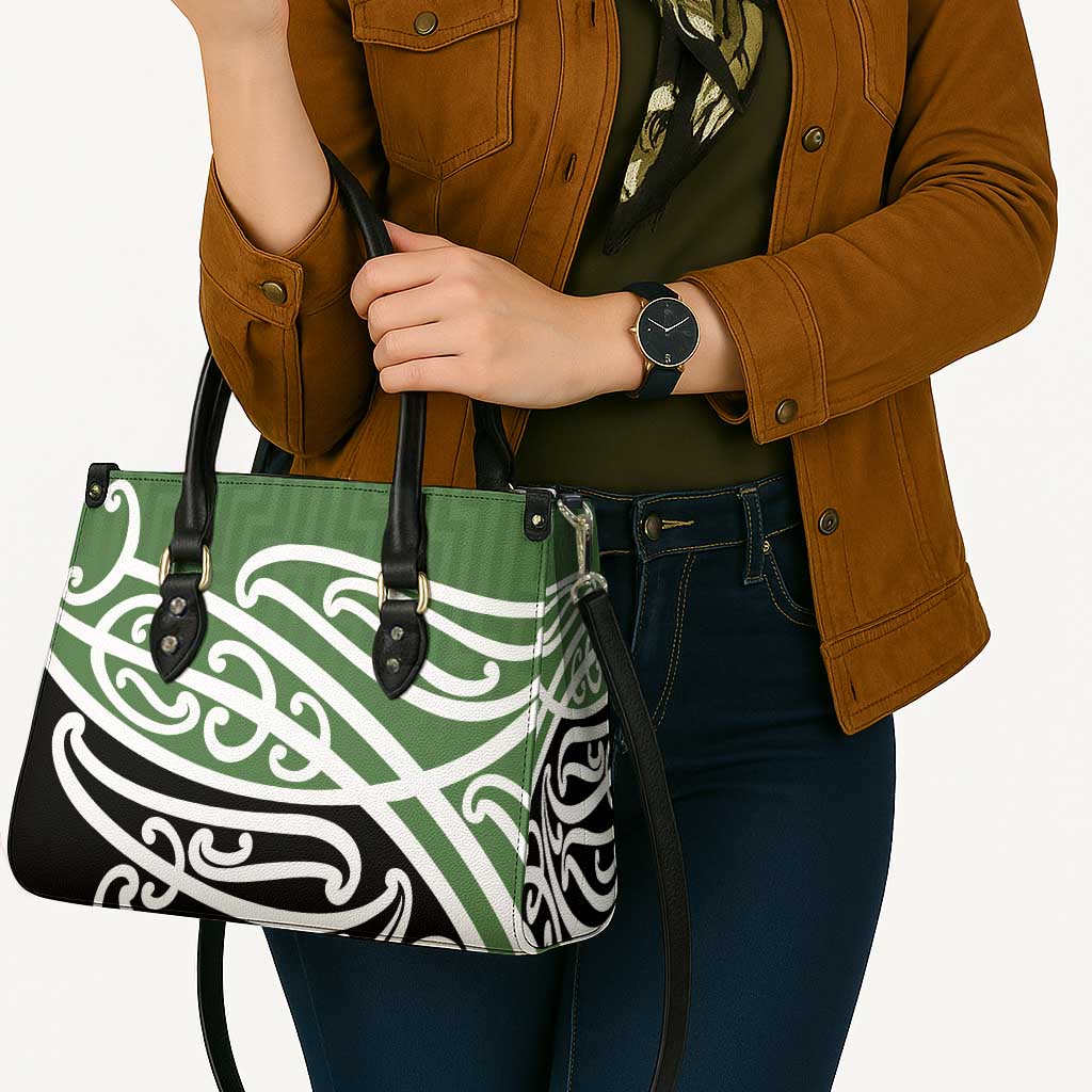 Green Fern New Zealand Kowhai Ngutukak Leather Bag - Aussie Hoodie