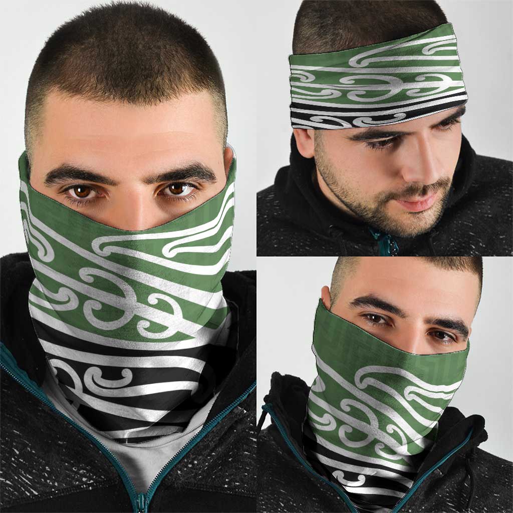 Green Fern New Zealand Kowhai Ngutukak Neck Gaiter - Aussie Hoodie