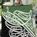 Green Fern New Zealand Kowhai Ngutukak Quilt - Aussie Hoodie