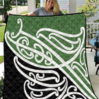 Green Fern New Zealand Kowhai Ngutukak Quilt - Aussie Hoodie
