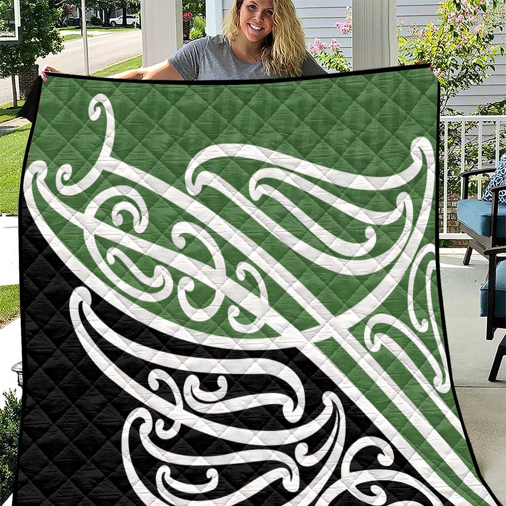 Green Fern New Zealand Kowhai Ngutukak Quilt - Aussie Hoodie