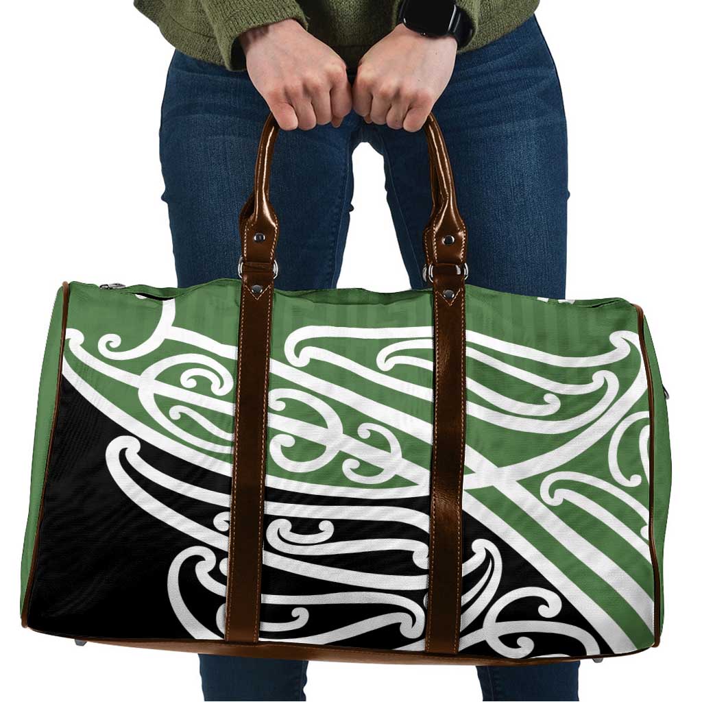 Green Fern New Zealand Kowhai Ngutukak Travel Bag - Aussie Hoodie