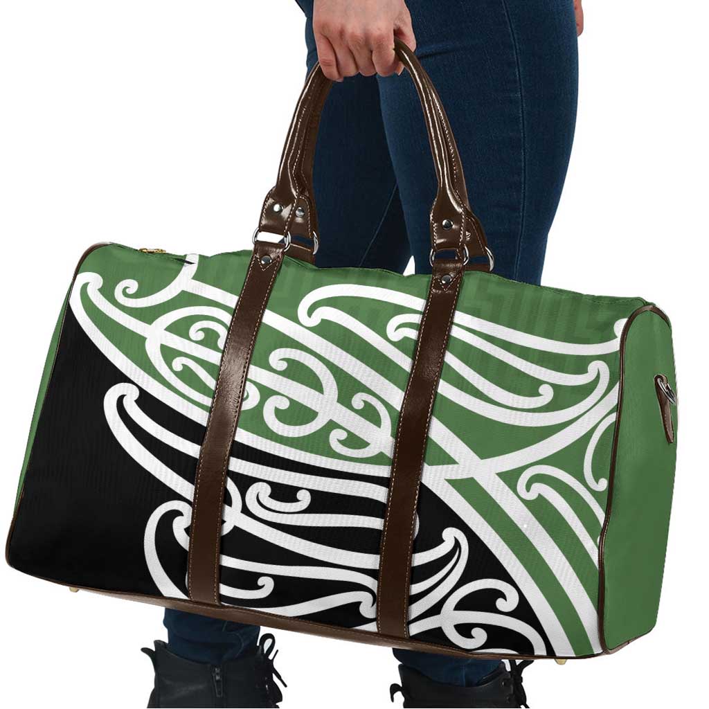 Green Fern New Zealand Kowhai Ngutukak Travel Bag - Aussie Hoodie