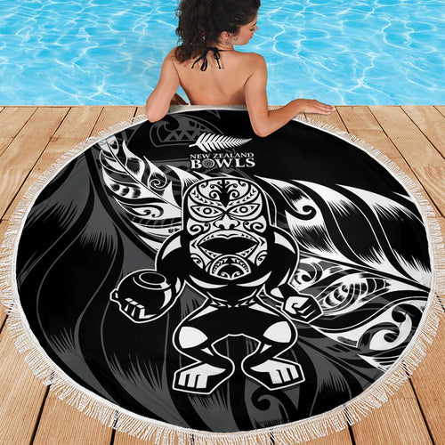 New Zealand Lawn Bowls Beach Blanket Black Maori Warrior Tribal Silver Fern - Aussie Hoodie