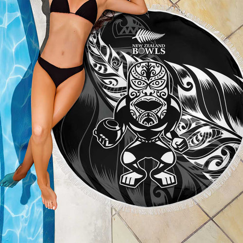New Zealand Lawn Bowls Beach Blanket Black Maori Warrior Tribal Silver Fern - Aussie Hoodie