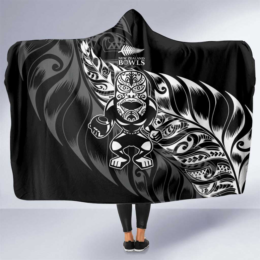 New Zealand Lawn Bowls Hooded Blanket Black Maori Warrior Tribal Silver Fern - Aussie Hoodie