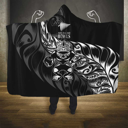 New Zealand Lawn Bowls Hooded Blanket Black Maori Warrior Tribal Silver Fern - Aussie Hoodie