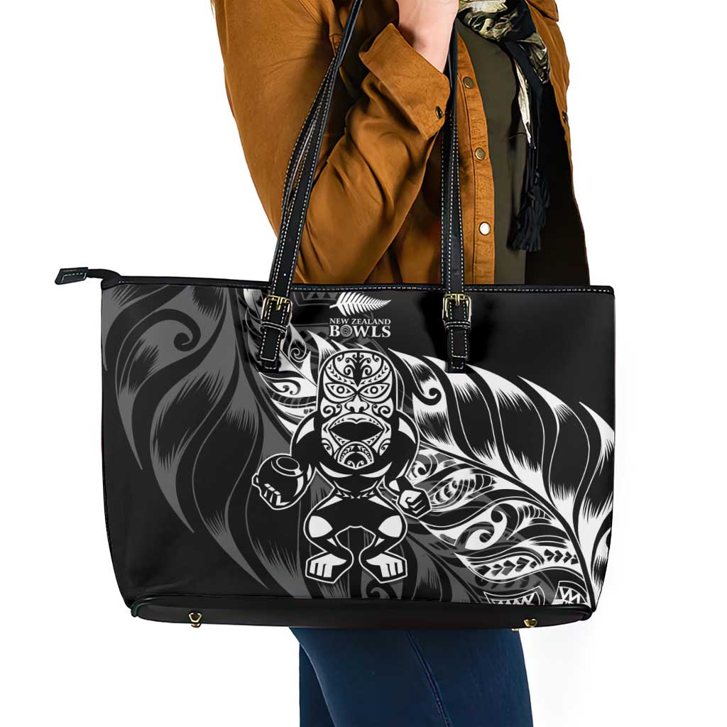 New Zealand Lawn Bowls Leather Tote Bag Black Maori Warrior Tribal Silver Fern - Aussie Hoodie