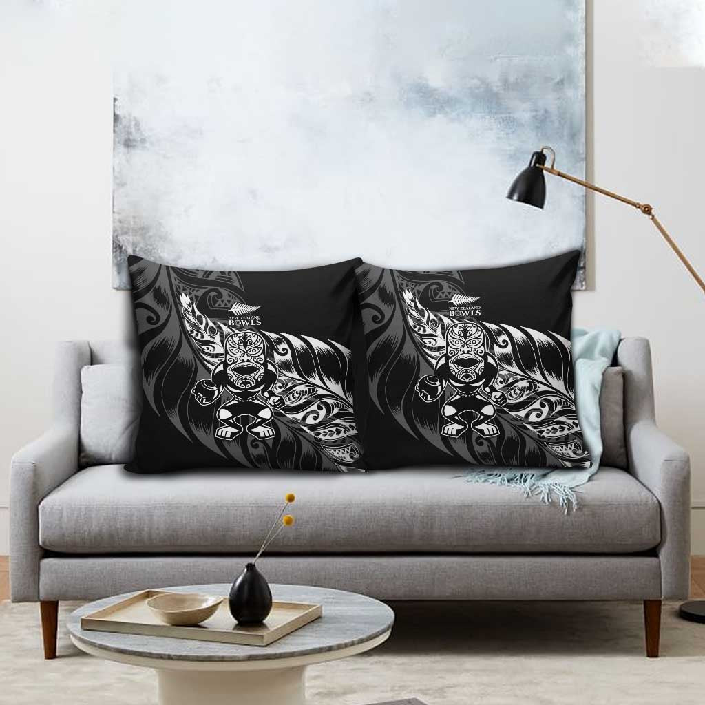 New Zealand Lawn Bowls Pillow Cover Black Maori Warrior Tribal Silver Fern - Aussie Hoodie