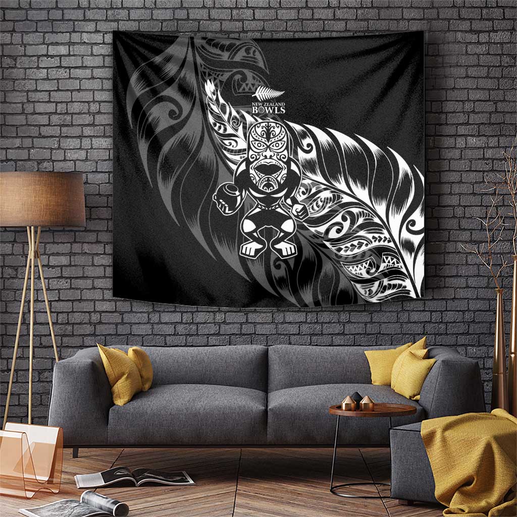 New Zealand Lawn Bowls Tapestry Black Maori Warrior Tribal Silver Fern - Aussie Hoodie