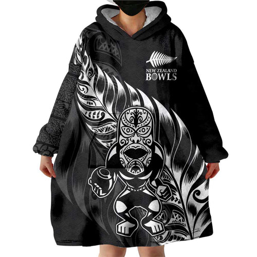 New Zealand Lawn Bowls Custom Wearable Blanket Hoodie Black Maori Warrior Tribal Silver Fern - Aussie Hoodie