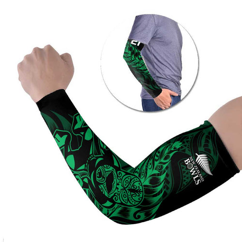 New Zealand Lawn Bowls Custom Arm Sleeves Green Maori Warrior Tribal Silver Fern - Aussie Hoodie