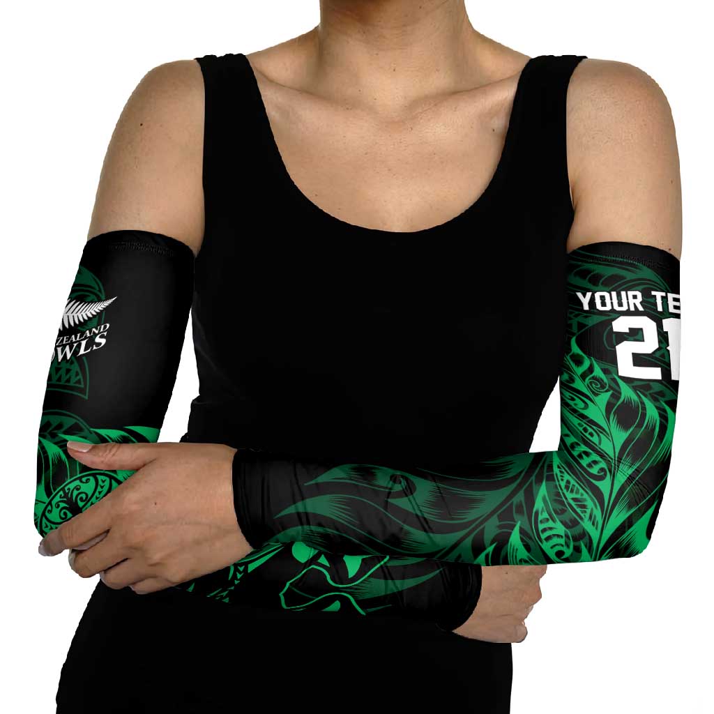 New Zealand Lawn Bowls Custom Arm Sleeves Green Maori Warrior Tribal Silver Fern - Aussie Hoodie