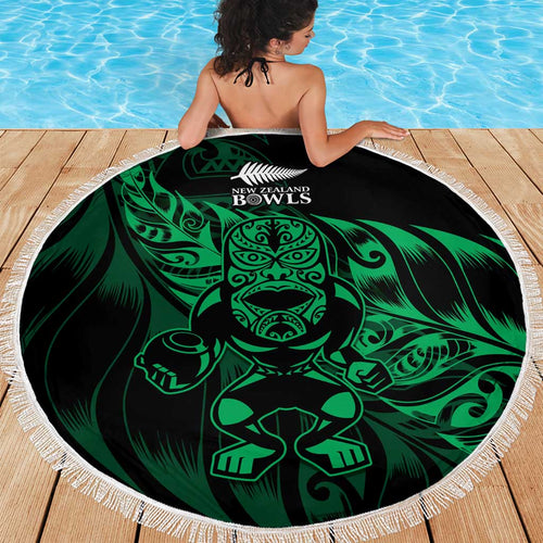 New Zealand Lawn Bowls Beach Blanket Green Maori Warrior Tribal Silver Fern - Aussie Hoodie