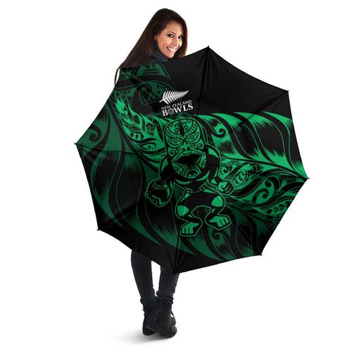 New Zealand Lawn Bowls Umbrella Green Maori Warrior Tribal Silver Fern - Aussie Hoodie