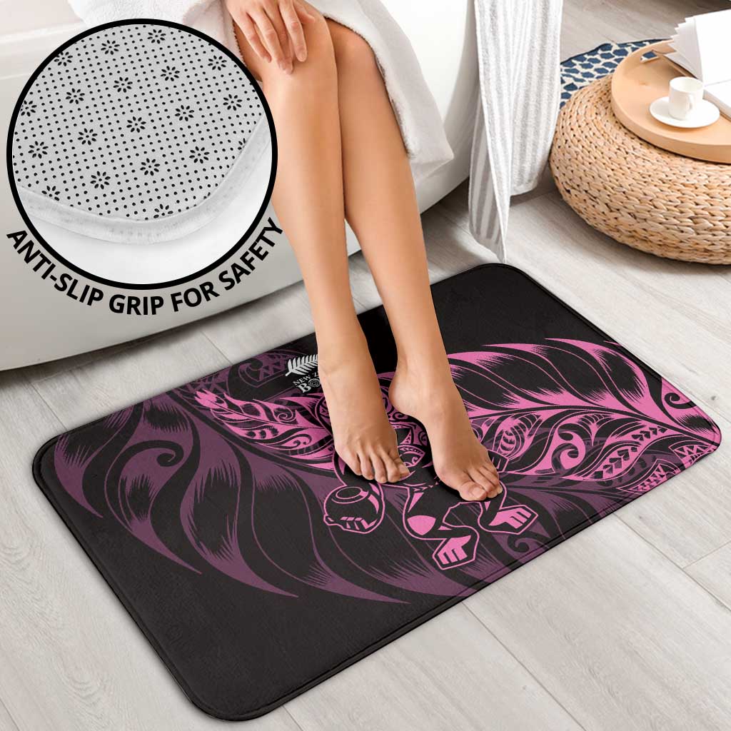 New Zealand Lawn Bowls Bathroom Set Pink Maori Warrior Tribal Silver Fern - Aussie Hoodie