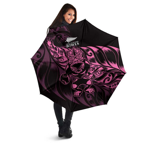 New Zealand Lawn Bowls Umbrella Pink Maori Warrior Tribal Silver Fern - Aussie Hoodie