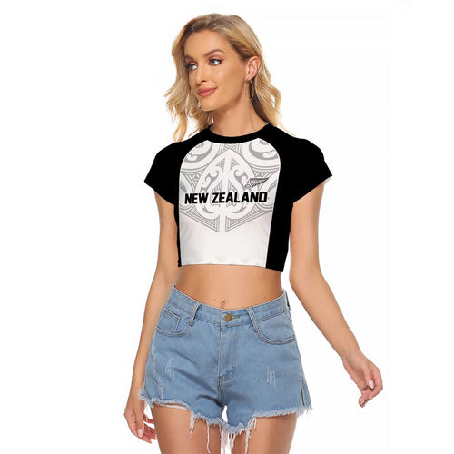 World Football 2026 New Zealand Custom Raglan Cropped T Shirt All White Fern Maori Tribal - Aussie Hoodie