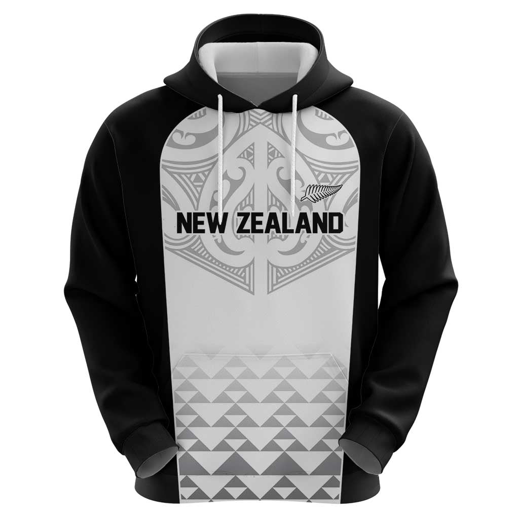 World Football 2026 New Zealand Custom Zip Hoodie All White Fern Maori Tribal - Aussie Hoodie