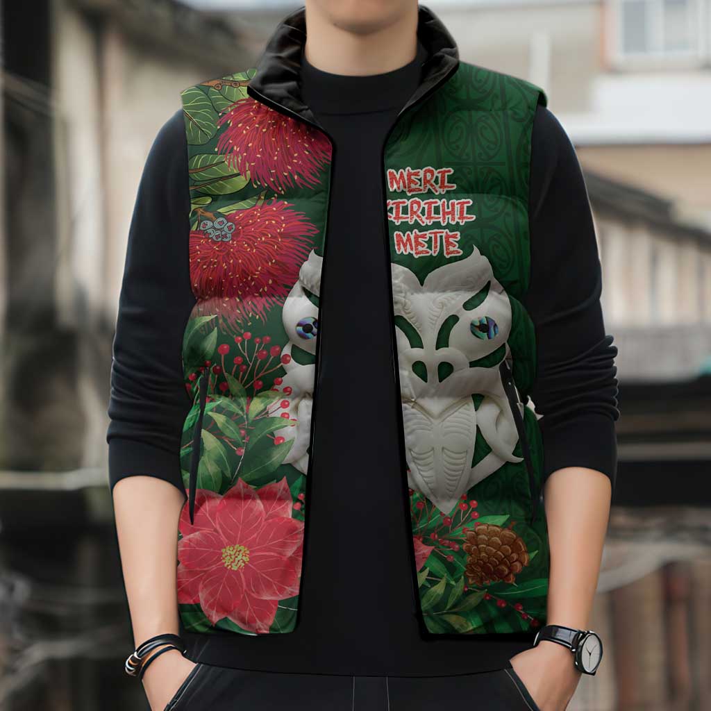 Maori Wheku Meri Kirihimete Personalised Sleeveless Puffer Jacket All Green Indigenous Maori Motif - Aussie Hoodie