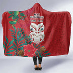 Maori Wheku Meri Kirihimete Personalised Hooded Blanket All Red Indigenous Maori Motif - Aussie Hoodie