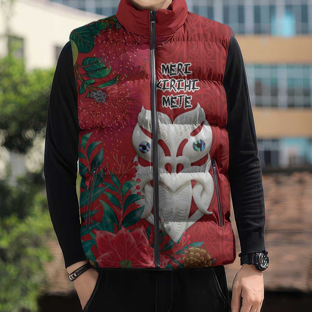 Maori Wheku Meri Kirihimete Personalised Sleeveless Puffer Jacket All Red Indigenous Maori Motif - Aussie Hoodie