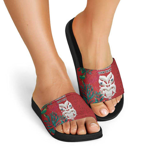 Maori Wheku Meri Kirihimete Personalised Slide Sandals All Red Indigenous Maori Motif - Aussie Hoodie