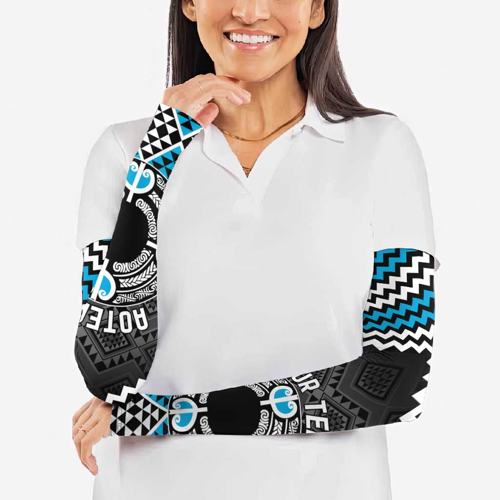 Personalised Aotearoa Niho Taniwha Motif Arm Sleeves Blue Style - Aussie Hoodie