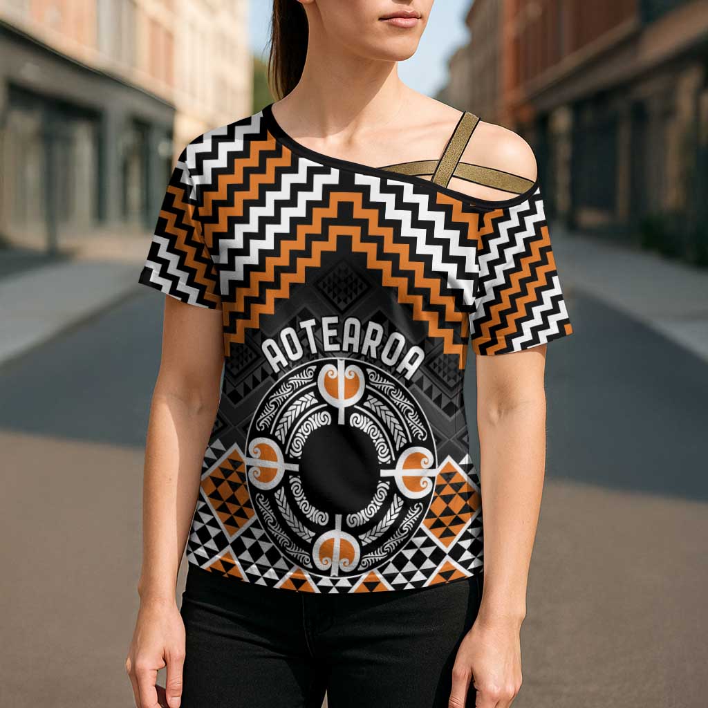 Personalised Aotearoa Niho Taniwha Motif Cross Shoulder Shirt Gold Style - Aussie Hoodie