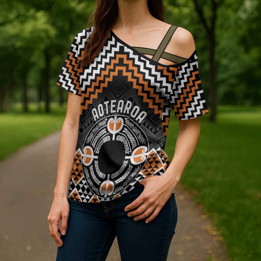 Personalised Aotearoa Niho Taniwha Motif Cross Shoulder Shirt Gold Style - Aussie Hoodie