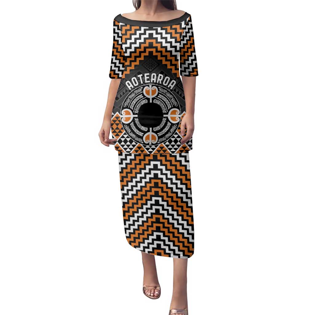 Personalised Aotearoa Niho Taniwha Motif Family Matching Puletasi and Hawaiian Shirt Gold Style