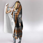 Personalised Aotearoa Niho Taniwha Motif Hooded Blanket Gold Style