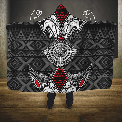 Black Aotearoa Taniko Motif Hooded Blanket Vintage Maori New Zealand Tribal Art Pattern