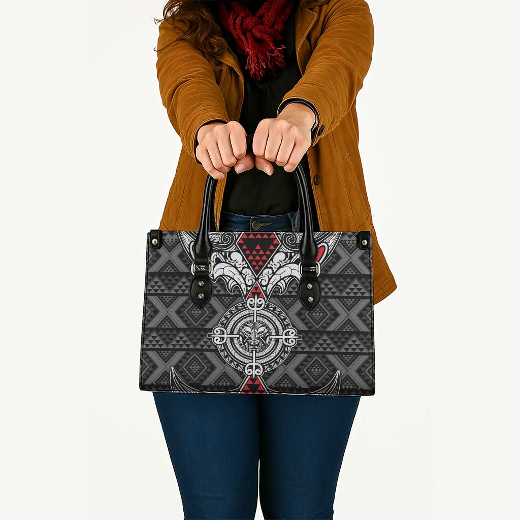 Black Aotearoa Taniko Motif Leather Bag Vintage Maori New Zealand Tribal Art Pattern - Aussie Hoodie