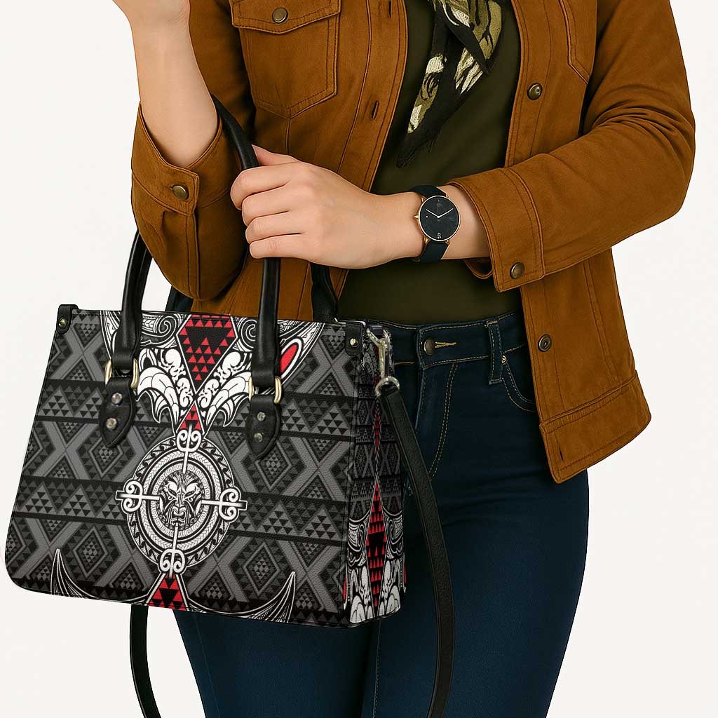 Black Aotearoa Taniko Motif Leather Bag Vintage Maori New Zealand Tribal Art Pattern - Aussie Hoodie