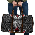 Black Aotearoa Taniko Motif Travel Bag Vintage Maori New Zealand Tribal Art Pattern - Aussie Hoodie