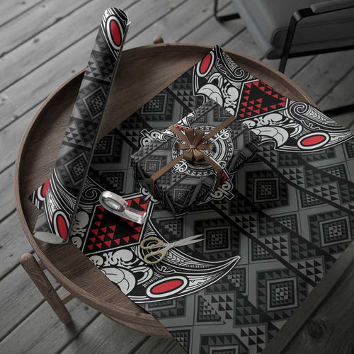 Black Aotearoa Taniko Motif Wrapping Paper Vintage Maori New Zealand Tribal Art Pattern - Aussie Hoodie